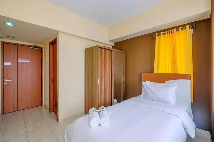 Депок: Comfort and Simply Studio Apartment at Margonda Residence 3