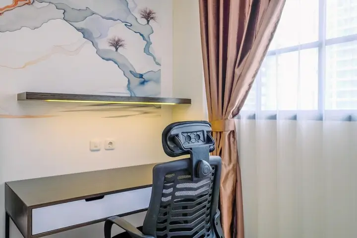 Депок: Cozy Stay and Tidy Studio at Evenciio Margonda Apartment