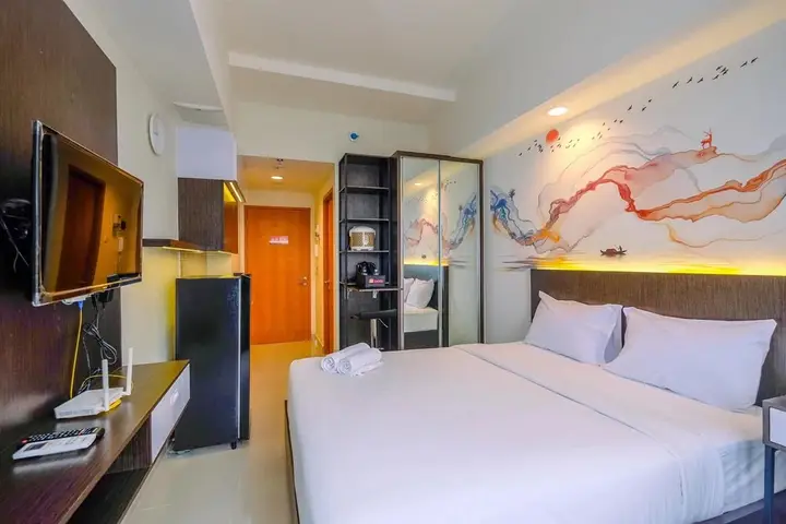 Депок: Cozy Stay and Tidy Studio at Evenciio Margonda Apartment