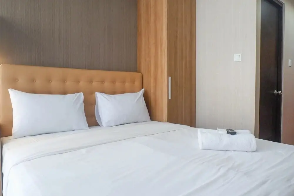 Сурабая: Dreamy Studio Apartment at Tamansari Papilio