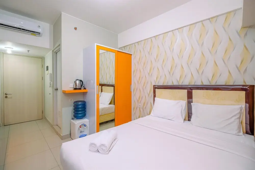 Бекаси: Comfy and Tidy Studio Apartment at Springlake Summarecon Bekasi