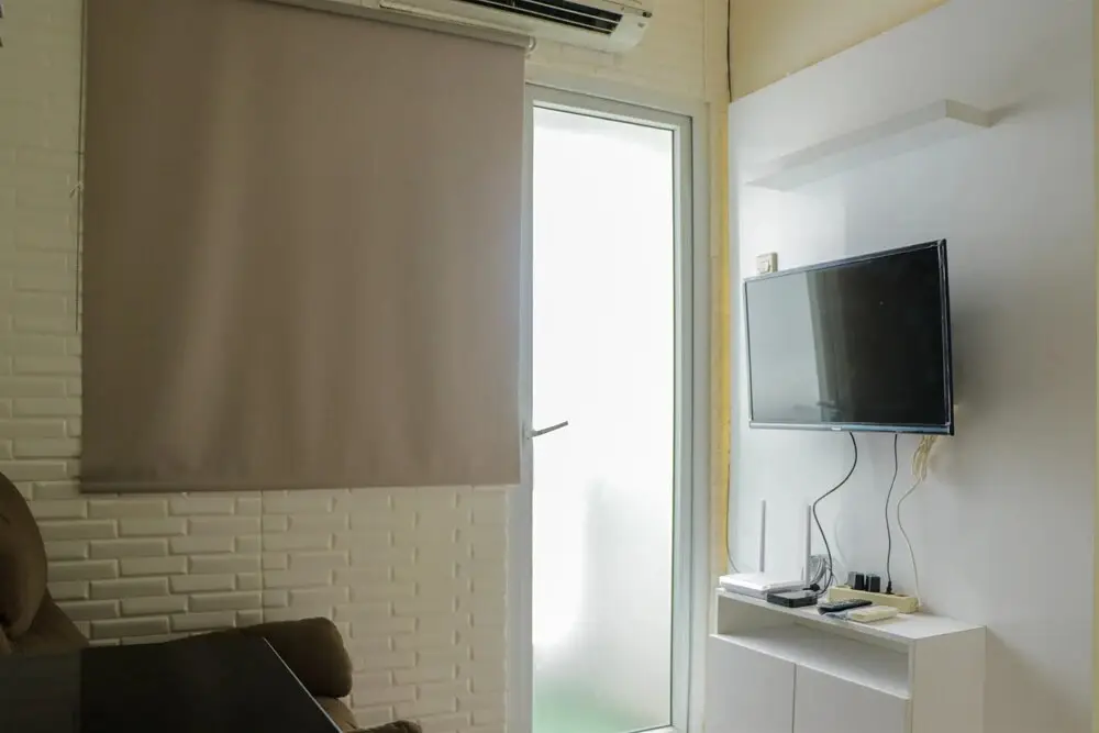Cozy Stay and Simply 2BR at Green Pramuka City Apartment — фото 1