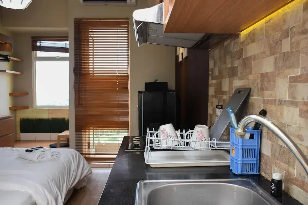 Бекаси: Cozy Living Studio at Springlake Summarecon Bekasi Apartment