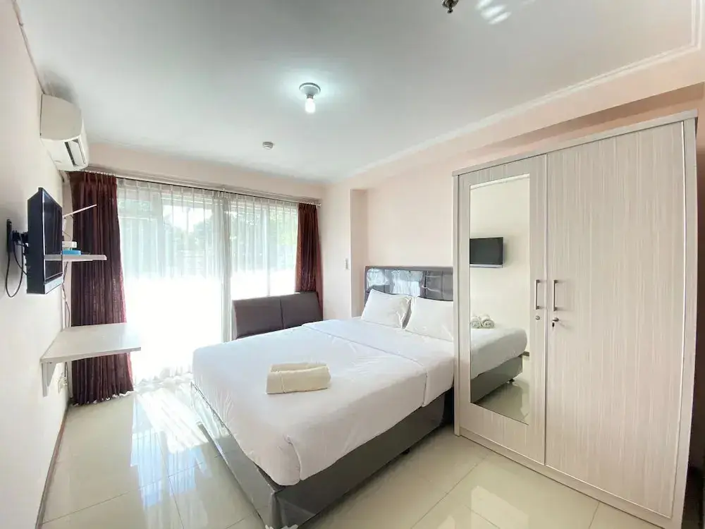 Simply Bright Studio Room at Gateway Pasteur Apartment — фото 1