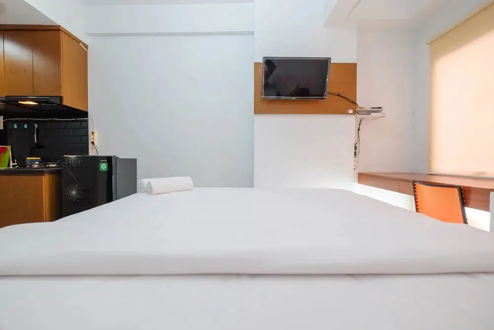 Бекаси: Luxurious Studio At Patraland Urbano Apartment