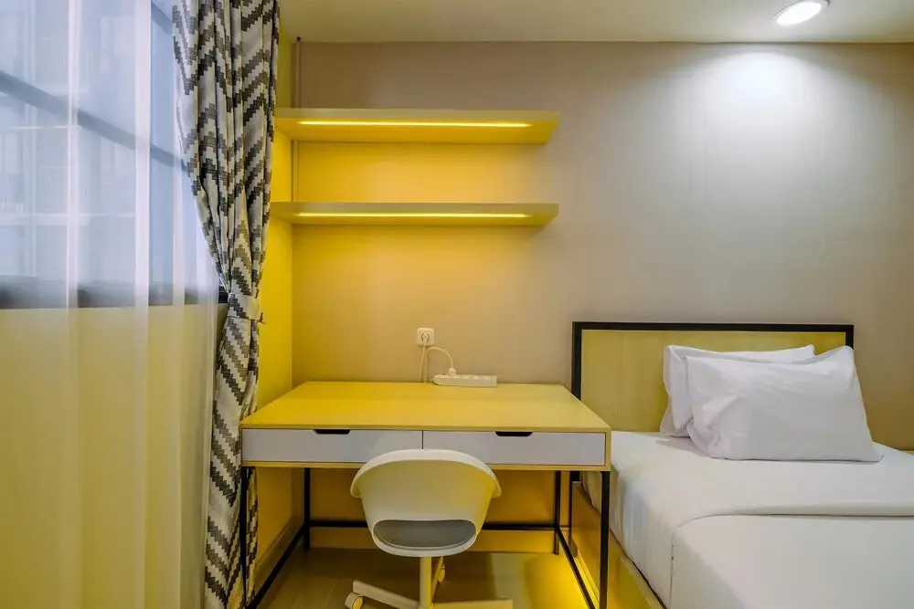 Депок: Comfy And Minimalist Studio At Evenciio Margonda Apartment