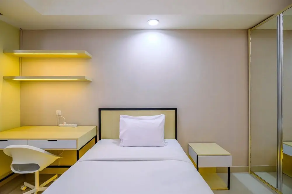 Депок: Comfy And Minimalist Studio At Evenciio Margonda Apartment