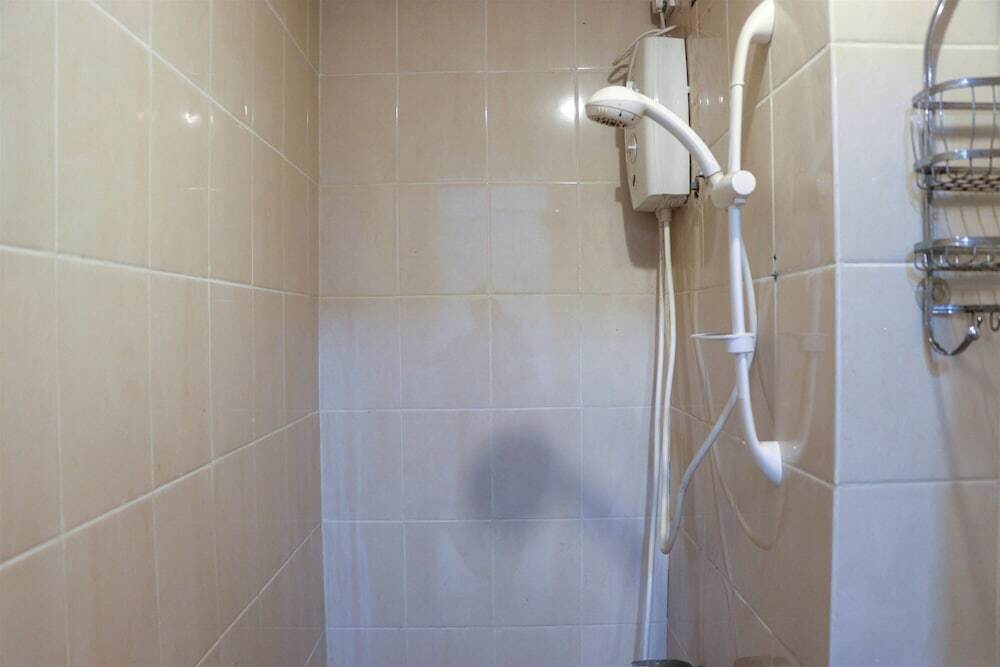 Джакарта: Fully Furnished And Spacious Studio At Green Bay Pluit Apartment
