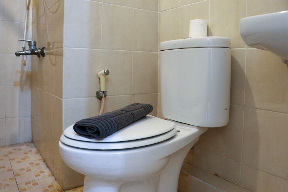 Джакарта: Fully Furnished And Spacious Studio At Green Bay Pluit Apartment