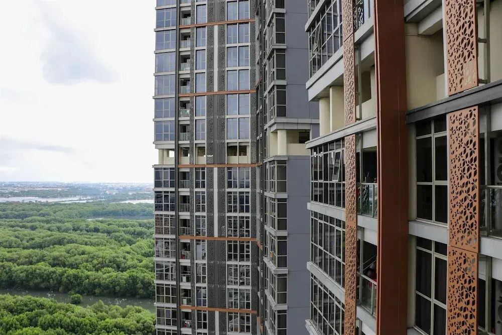 Джакарта: Nice And Stylist Studio At Gold Coast Apartment
