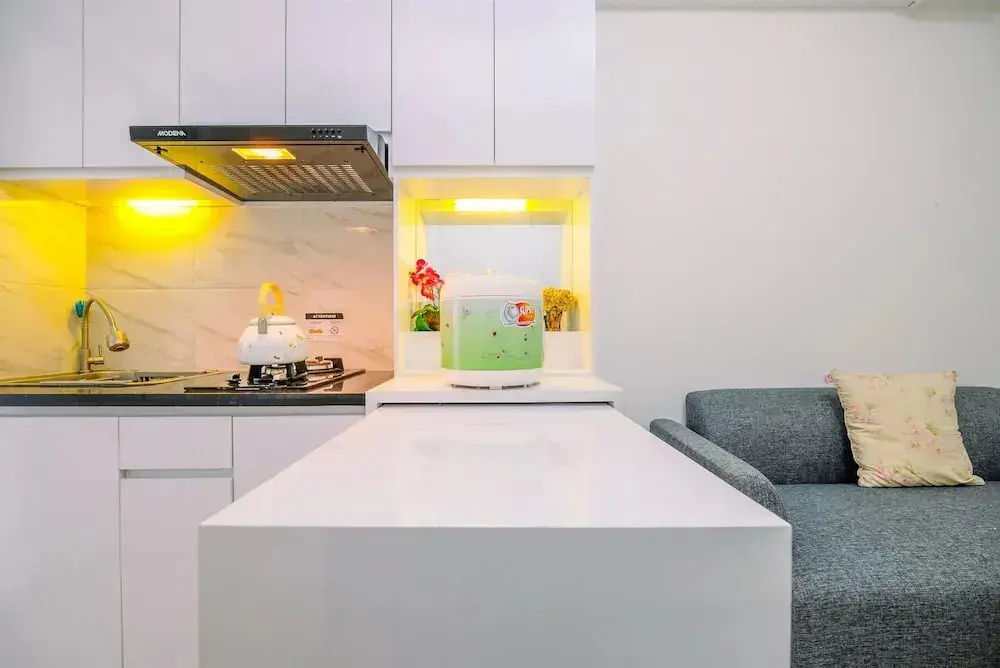 Джакарта: Well Designed And Minimalist 2Br At Bassura City Apartment