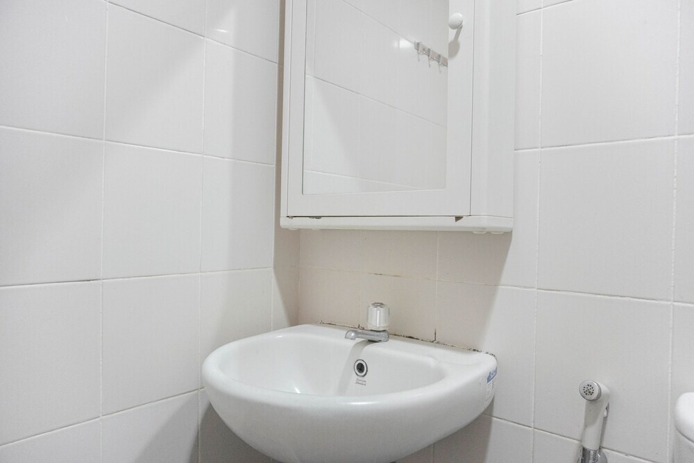 Южный Тангеранг: Comfort 1Br At Akasa Pure Living Bsd Apartment