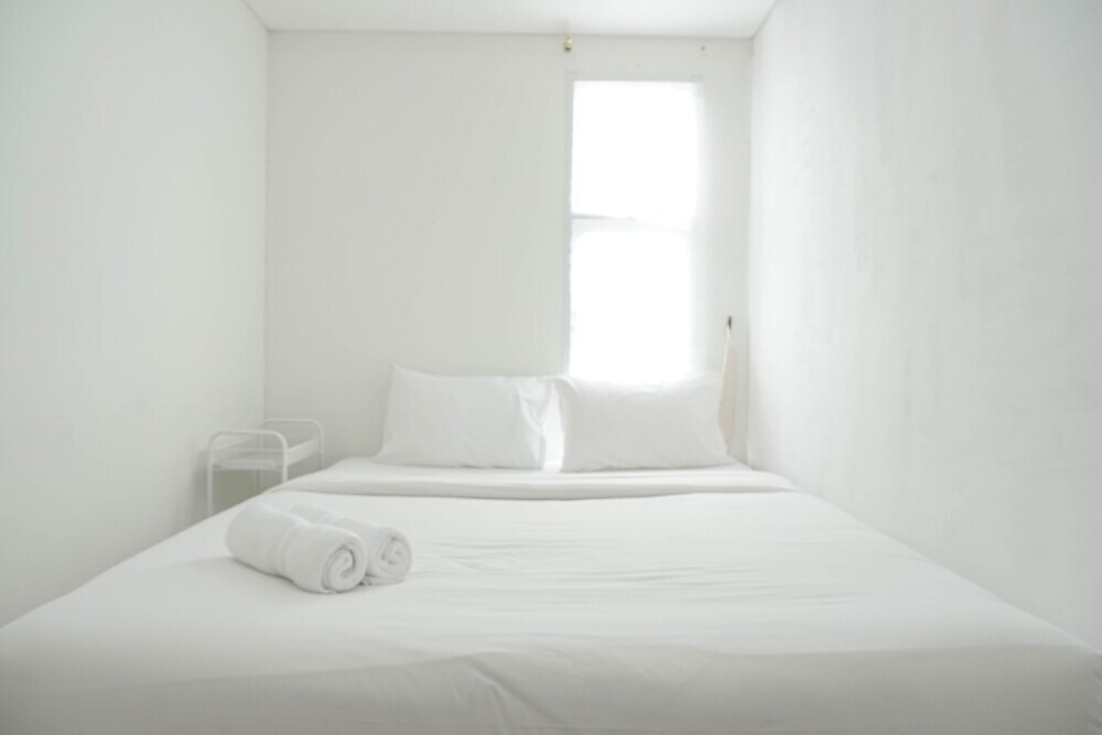 Южный Тангеранг: Comfort 1Br At Akasa Pure Living Bsd Apartment
