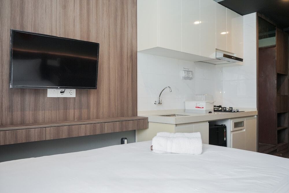 Legok: Good Designed And Cozy Studio At Sky House Bsd Apartment