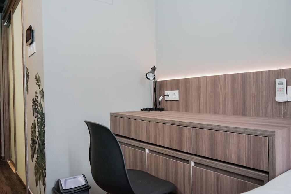 Legok: Good Designed And Cozy Studio At Sky House Bsd Apartment