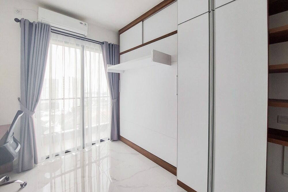 Legok: Cozy Living Studio Sky House Bsd Apartment