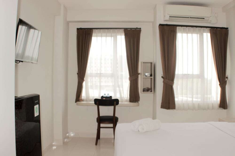Чикаранг: Homey And Cozy Studio Apartment At Elvis Tower