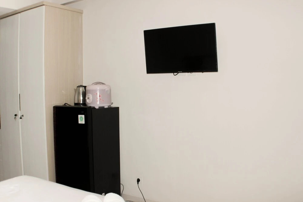 Чикаранг: Homey And Cozy Studio Apartment At Elvis Tower