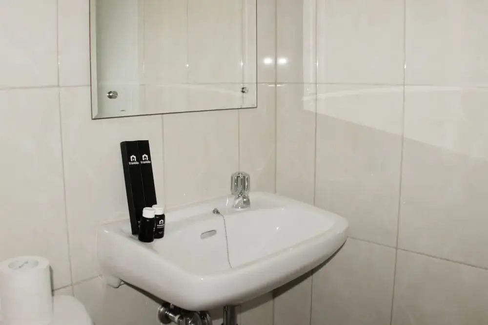 Бекаси: Comfy And Spacious 2Br At Springlake Summarecon Apartment Bekasi