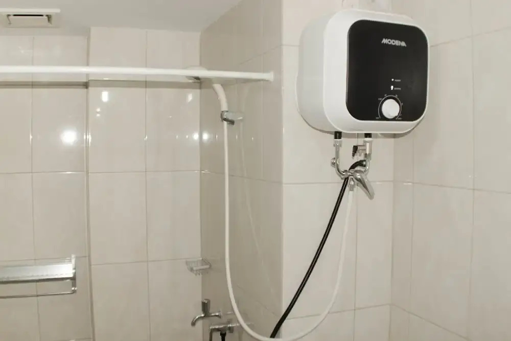 Бекаси: Comfy And Spacious 2Br At Springlake Summarecon Apartment Bekasi