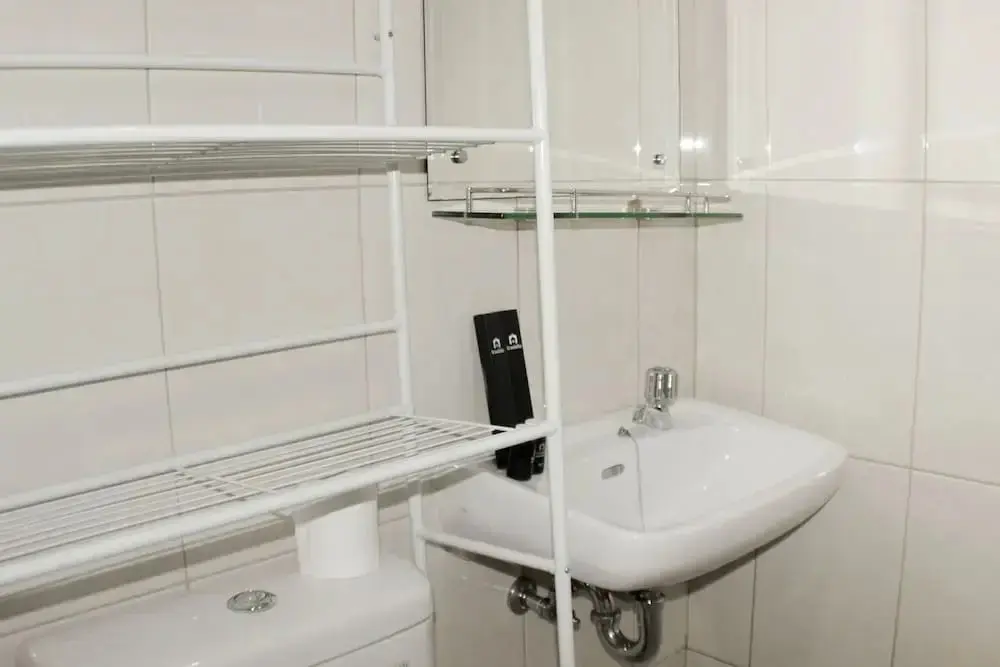 Бекаси: Minimalist And Comfort 2Br At Springlake Summarecon Bekasi Apartment