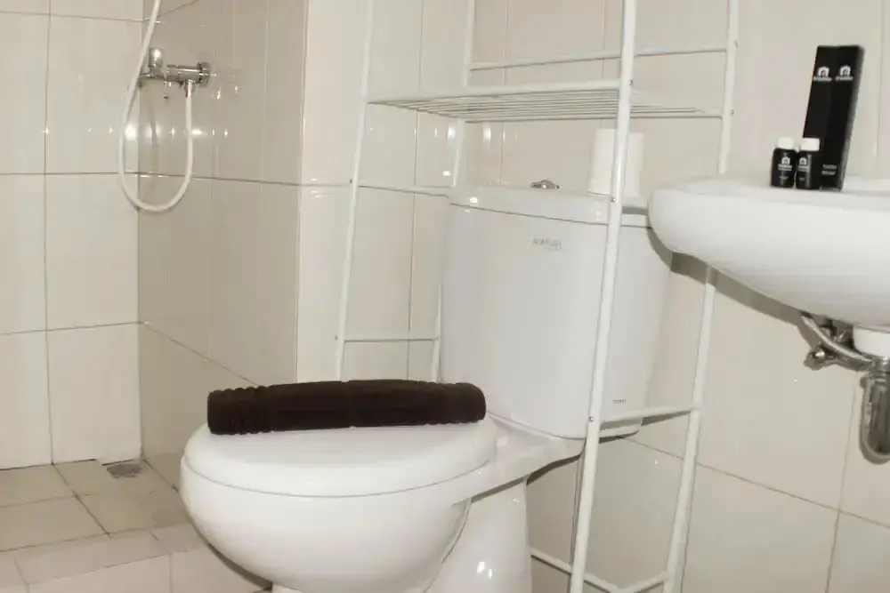 Бекаси: Minimalist And Comfort 2Br At Springlake Summarecon Bekasi Apartment
