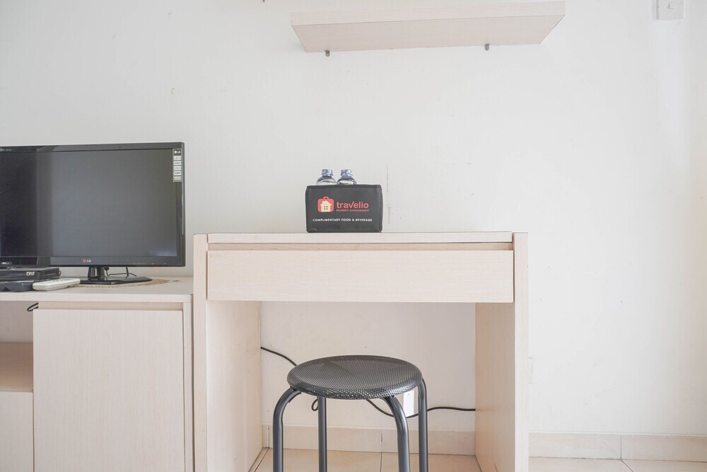 Депок: Nice And Comfort Studio At Margonda Residence 3 Apartment