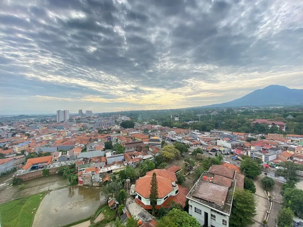 Сумеданг: Private And Spacious Studio Room At Skyland City Jatinangor