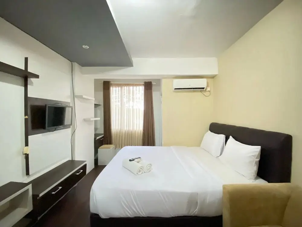 Бандунг: Cozy Studio At Emerald Towers Apartment