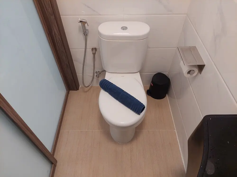 Legok: Lavish And Comfortable Studio At Sky House Bsd Apartment