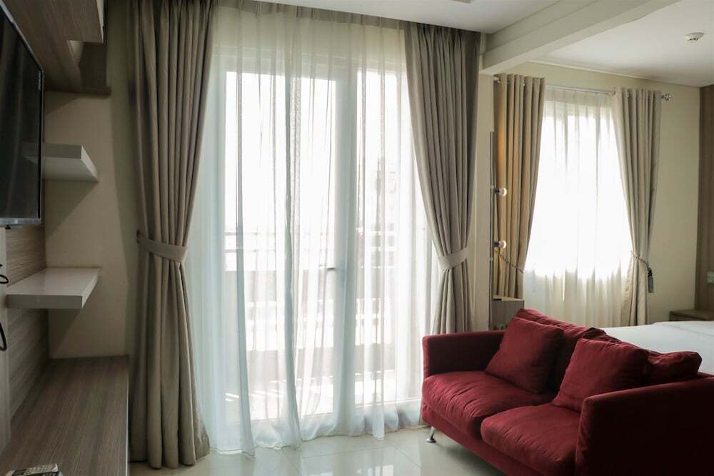 Джакарта: Comfort Studio At Sky Terrace Apartment