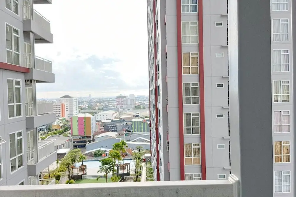 Макассар: Homey And Tidy Studio Apartment At Vida View Makassar