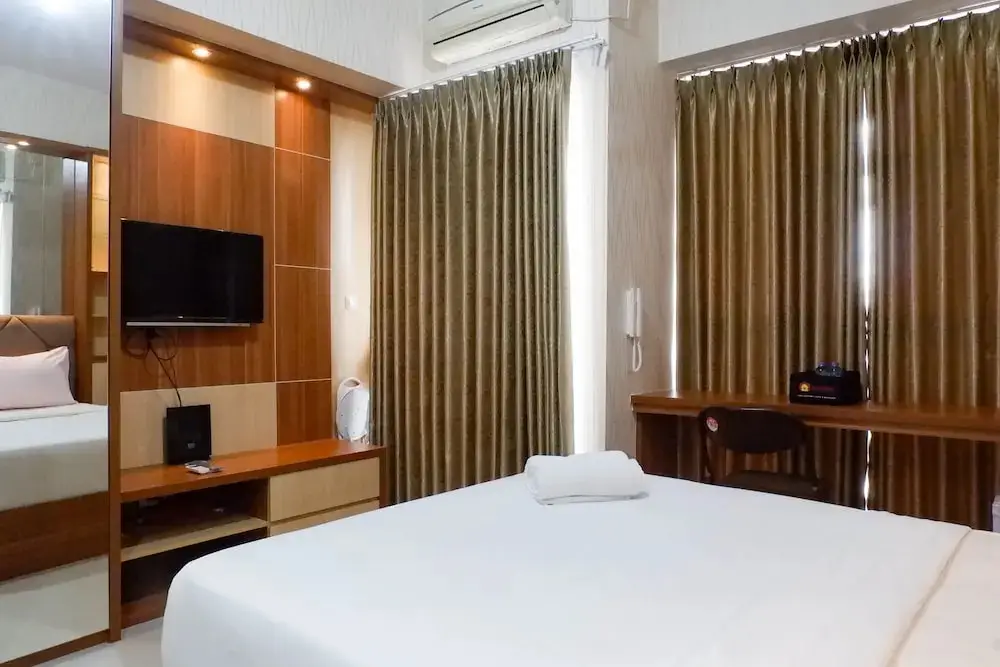 Сурабая: Stylish Studio Apartment At Taman Melati Surabaya
