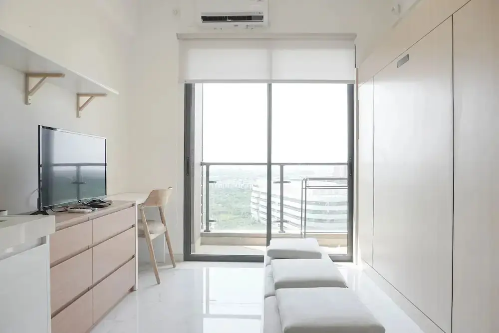 Legok: Warm And Cozy Stay Studio At Sky House Bsd Apartment