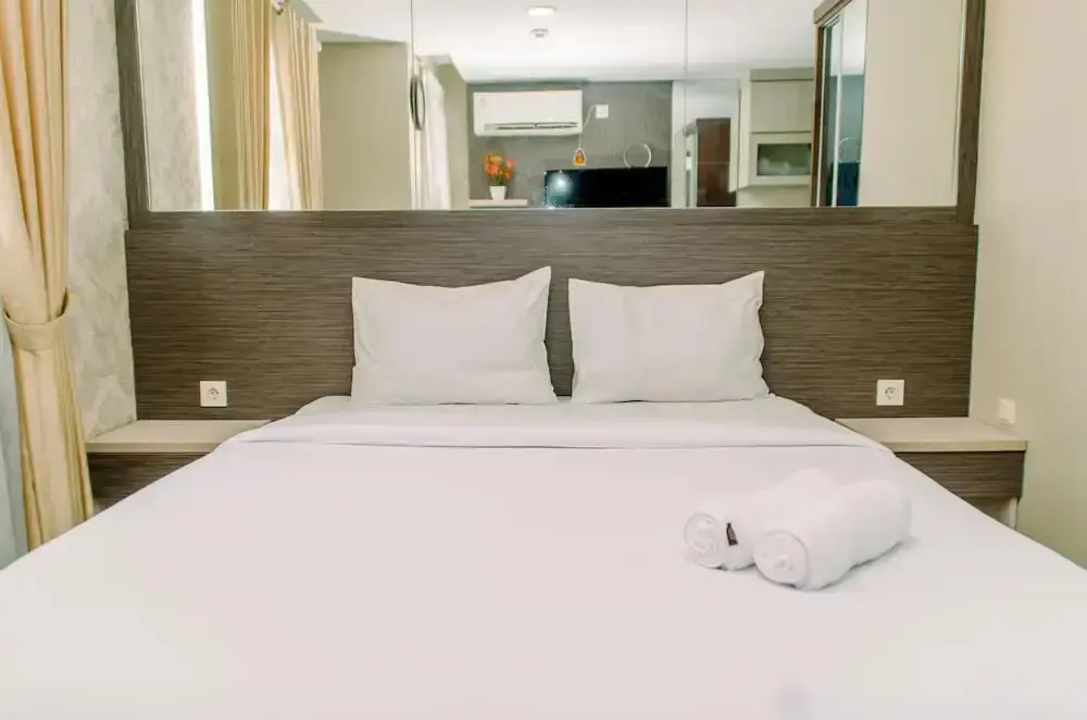 Южный Тангеранг: Minimalist And Comfy Studio At Bintaro Icon Apartment