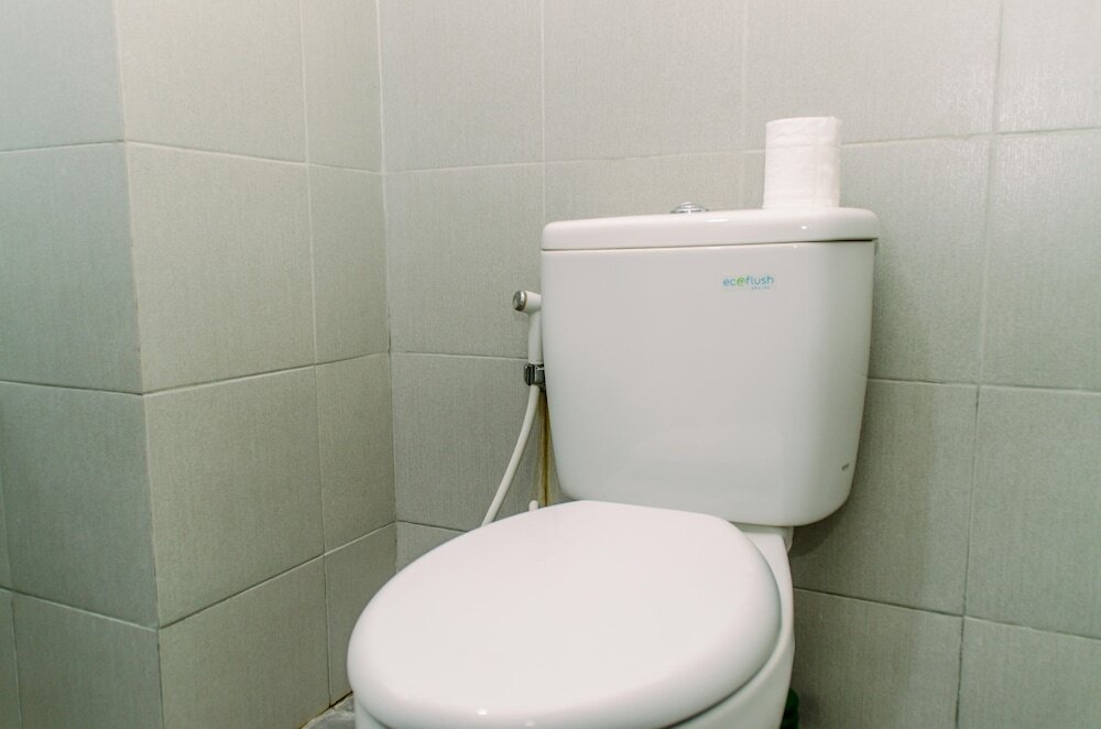 Южный Тангеранг: Minimalist And Comfy Studio At Bintaro Icon Apartment