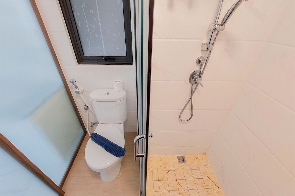 Legok: Minimalist And High Floor 2Br At Sky House Bsd Apartment