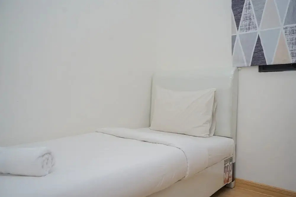 Legok: Minimalist And High Floor 2Br At Sky House Bsd Apartment