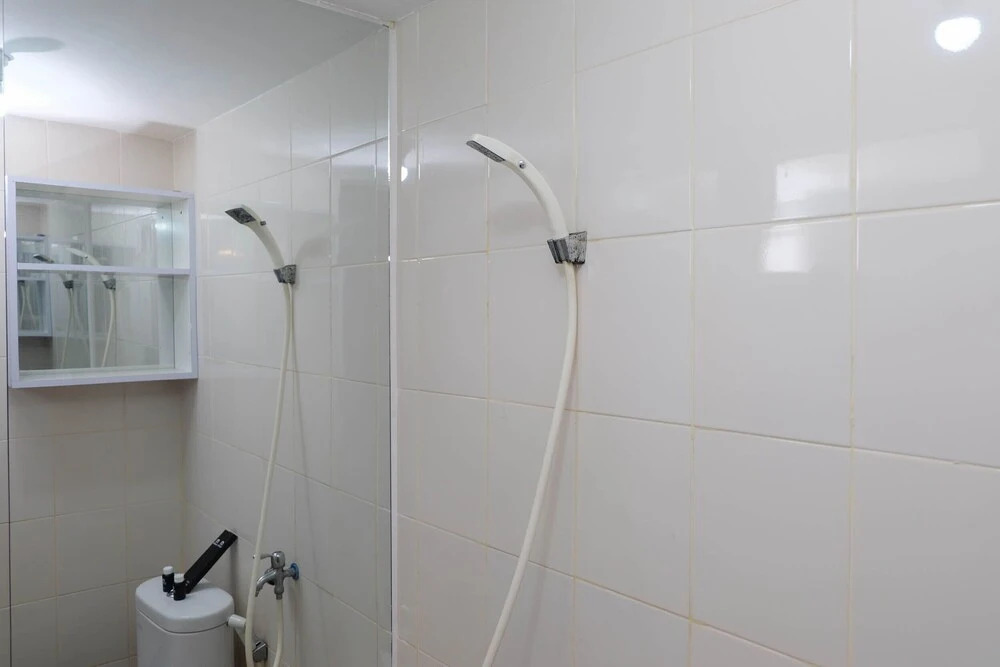 Джакарта: Cozy And Best Deal 2Br Bassura City Apartment