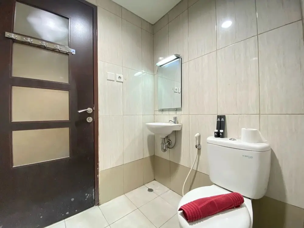 Бандунг: Spacious Studio Room At Tamansari La Grande Apartment Near Bip