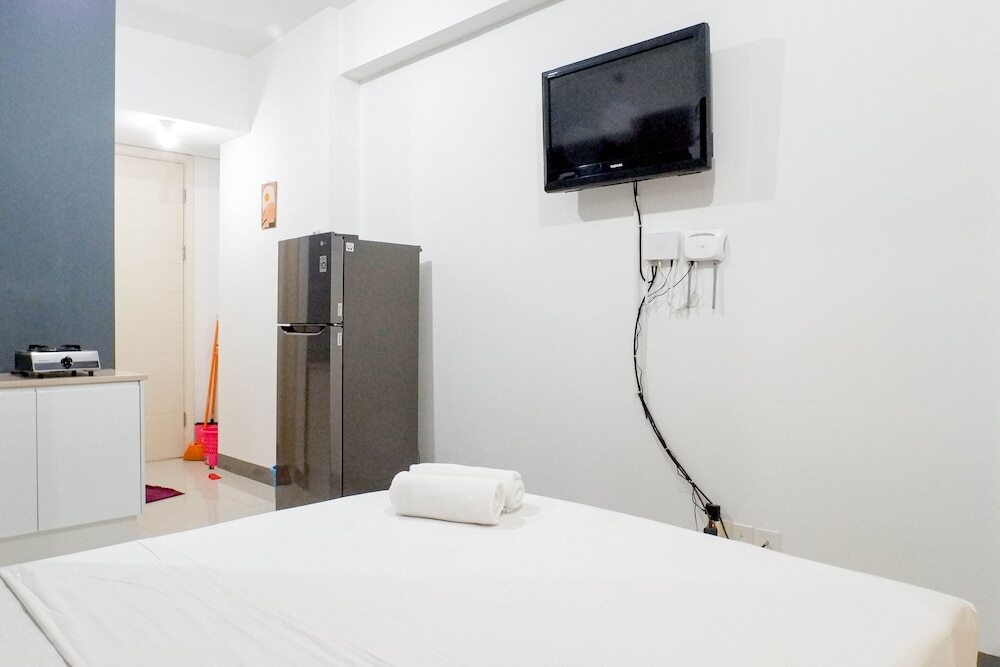 Сурабая: Minimalist Studio Apartment Connected To Pakuwon Mall At Supermall Mansion