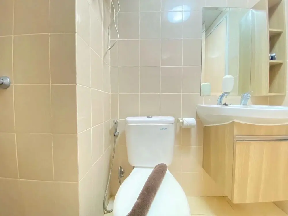 Бандунг: Spacious Corner 2Br Apartment At Parahyangan Residence