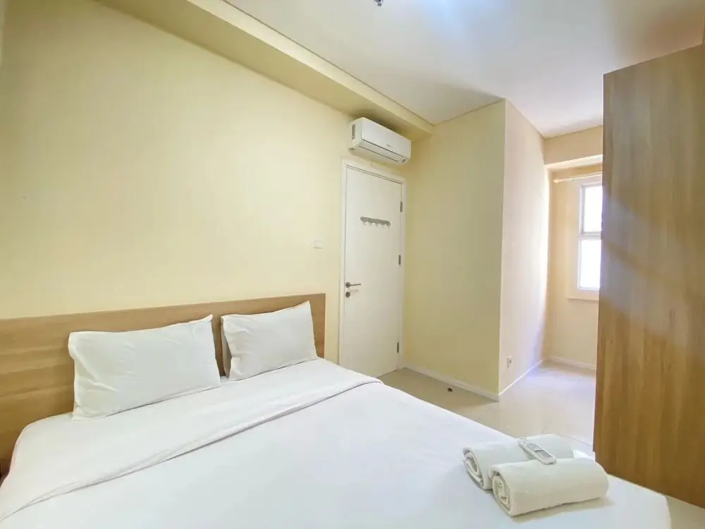 Бандунг: Spacious Corner 2Br Apartment At Parahyangan Residence