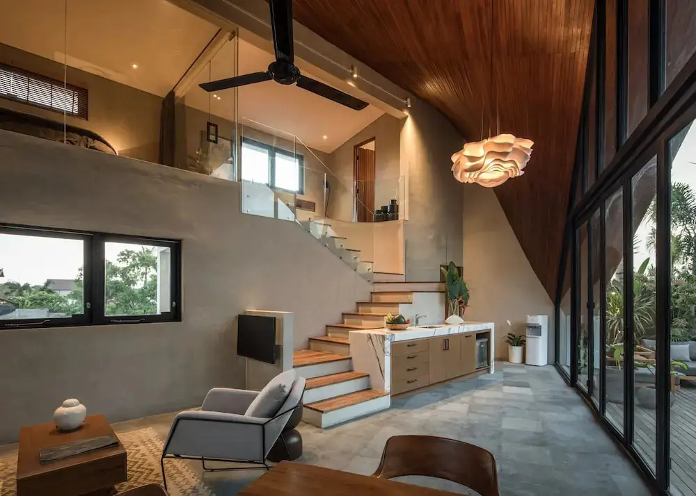 Переренан: Dream Studio