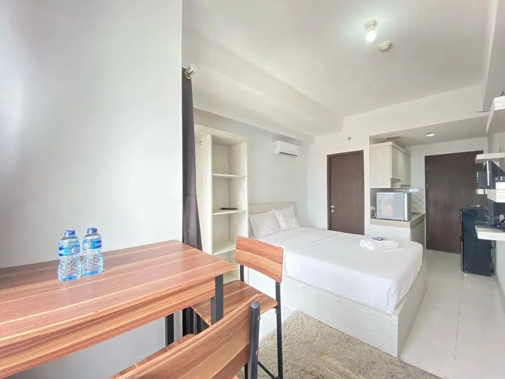 Бандунг: Spacious Studio Room At Mekarwangi Square Cibaduyut Apartment