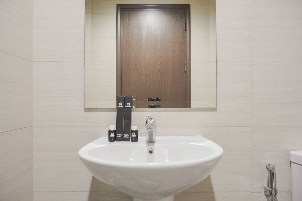 Джакарта: Great Deal And Modern Studio At Ciputra International Apartment