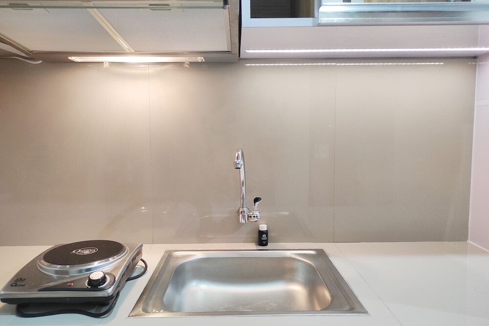 Макассар: Compact Studio At Vida View Makassar Apartment