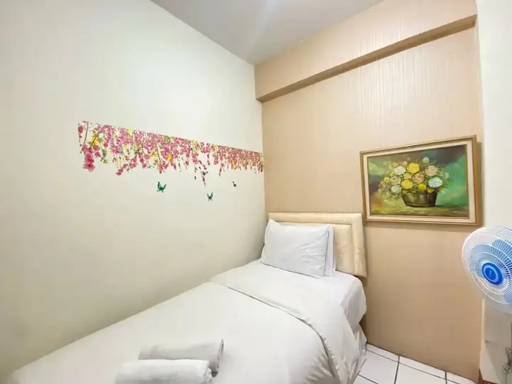 Бандунг: Adorable Classic 2Br Gateway Ahmad Yani Cicadas Bandung Apartment