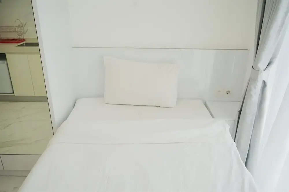 Legok: Modern Studio With Cozy Style At Sky House Bsd Apartment