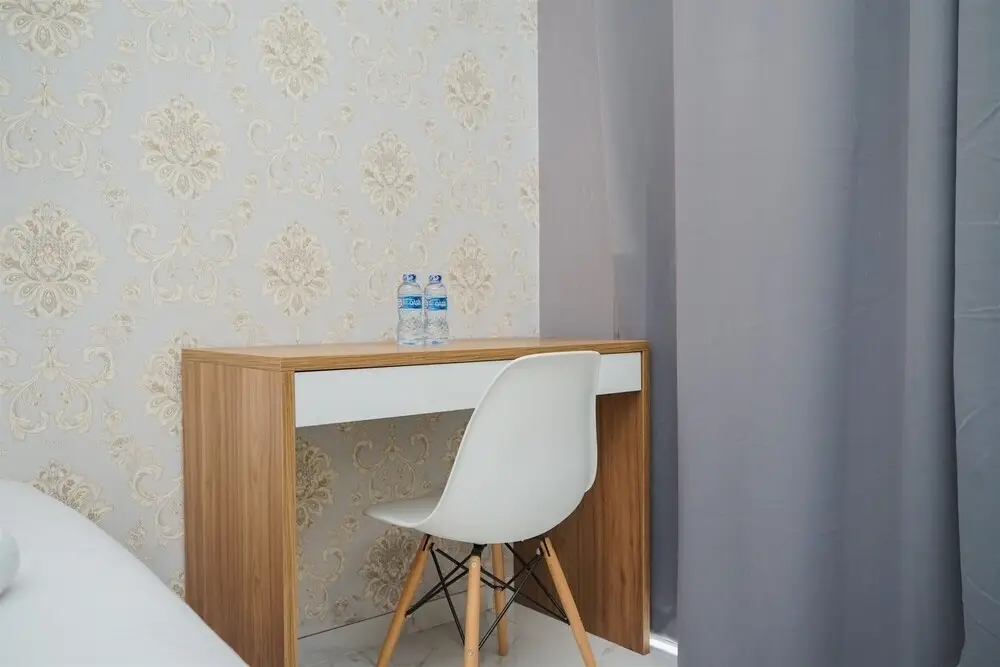 Legok: Cozy And Minimalist Studio Apartment At Sky House Bsd